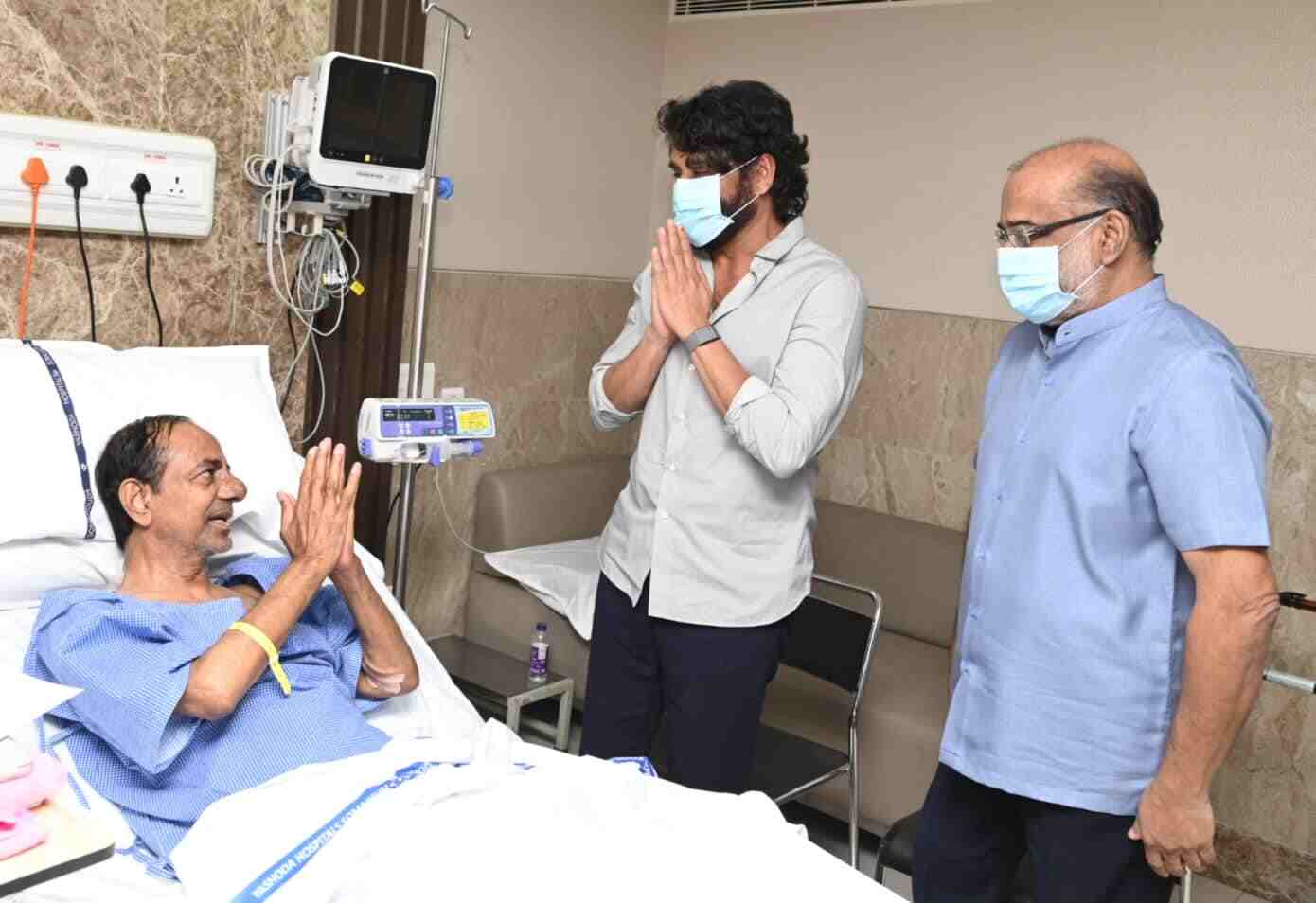 KCR |Nagarjuna visits KCR in Yoshodha Hospital|KTR|